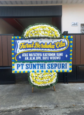 Papan Bunga Duka di Wara Barat