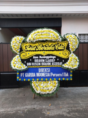 Papan Bunga Duka di Wara Barat
